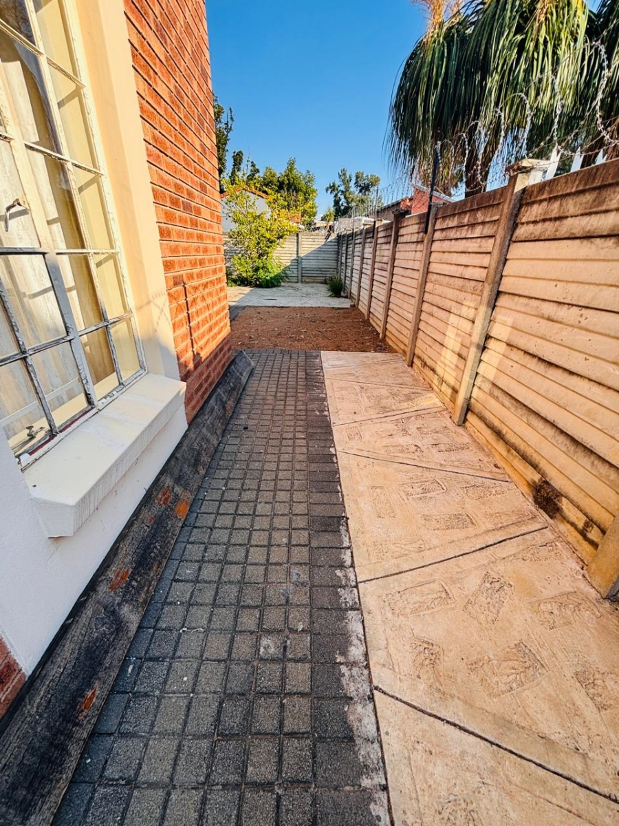 3 Bedroom Property for Sale in Protea Park North West